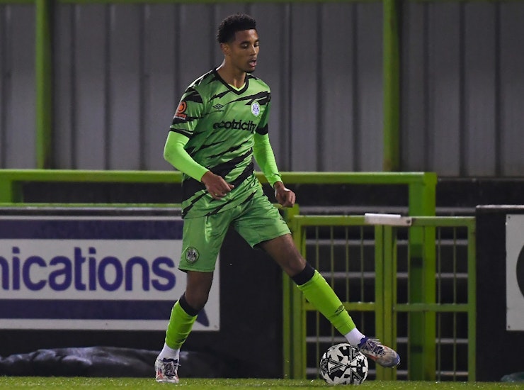 Keon Sanniola joins Cinderford Town on loan