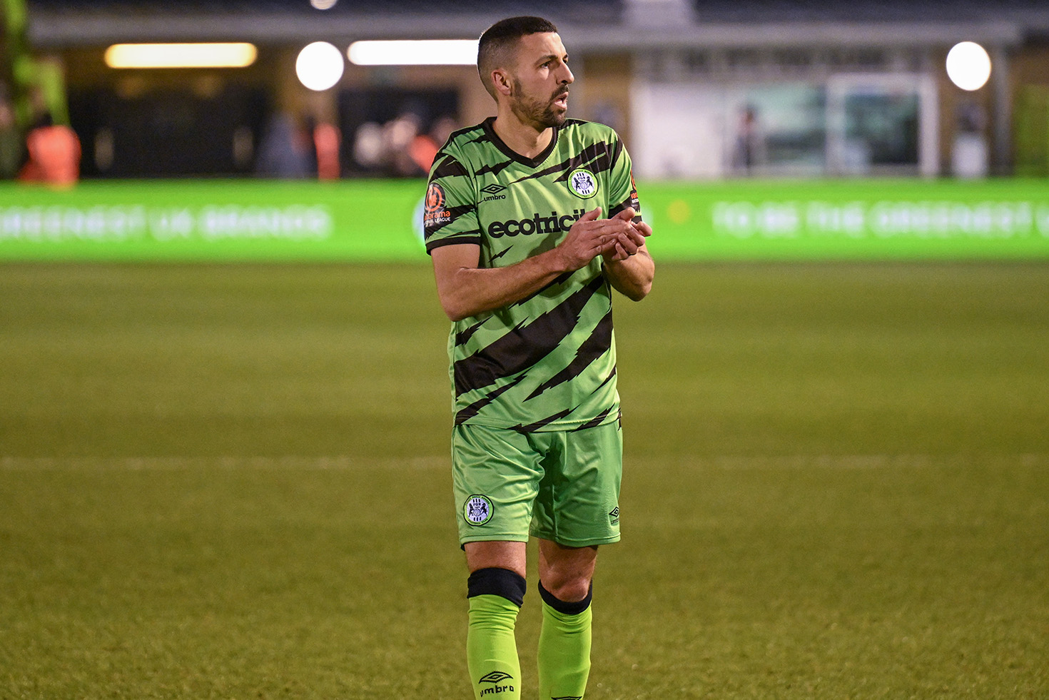 Liam Sercombe celebrates 700 career appearances 