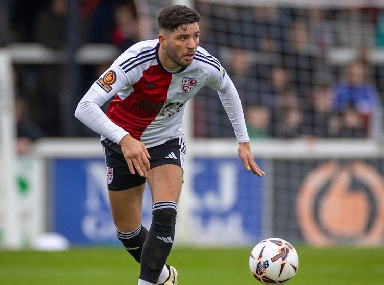 Cian Harries signs for FGR