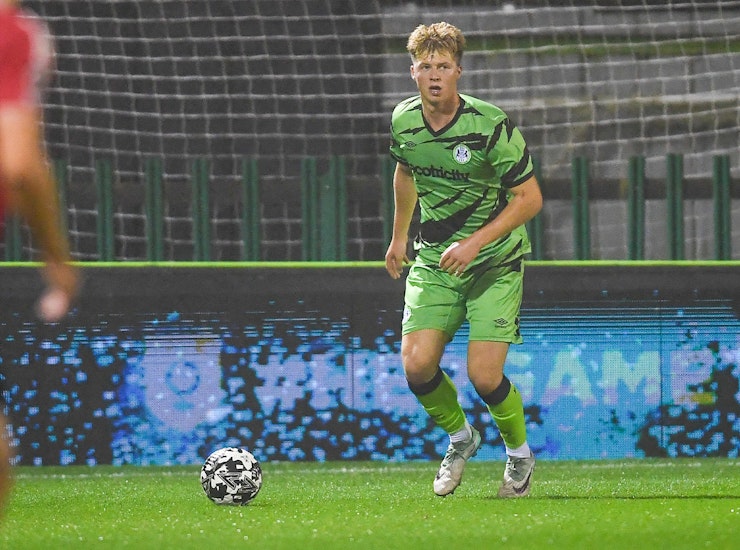 Will Merrett joins Larkhall Athletic