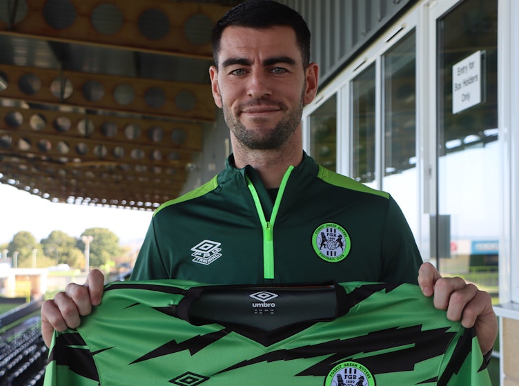 Joe Quigley signs for Forest Green
