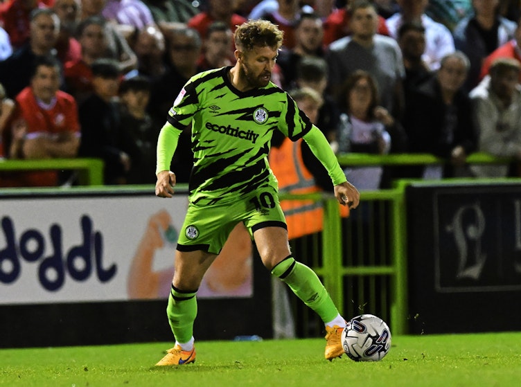 Taylor joins Cheltenham