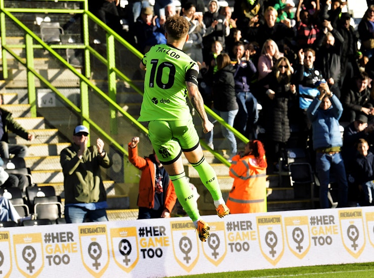 Rampant Rovers put five past Colchester