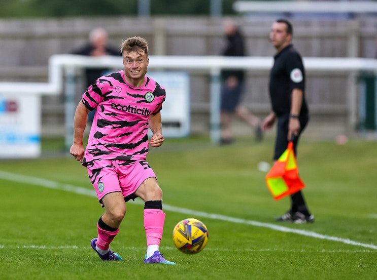 Jones joins King's Lynn Town on loan