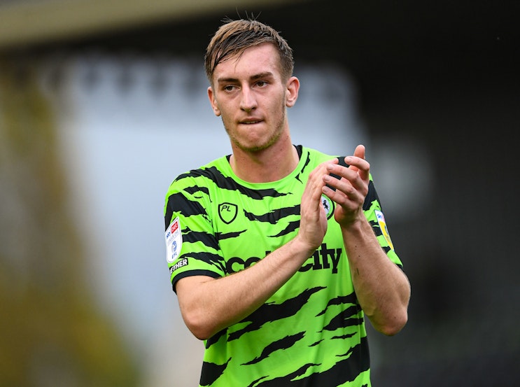 Bunker heads to Scunthorpe on loan