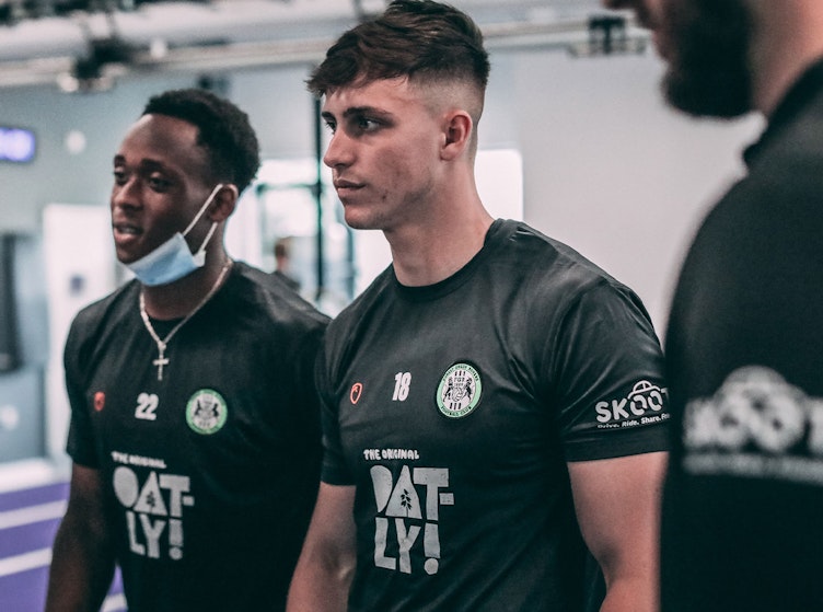 New training wear sponsors