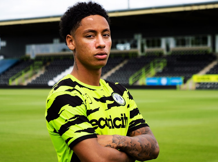 Robertson joins Rovers ranks