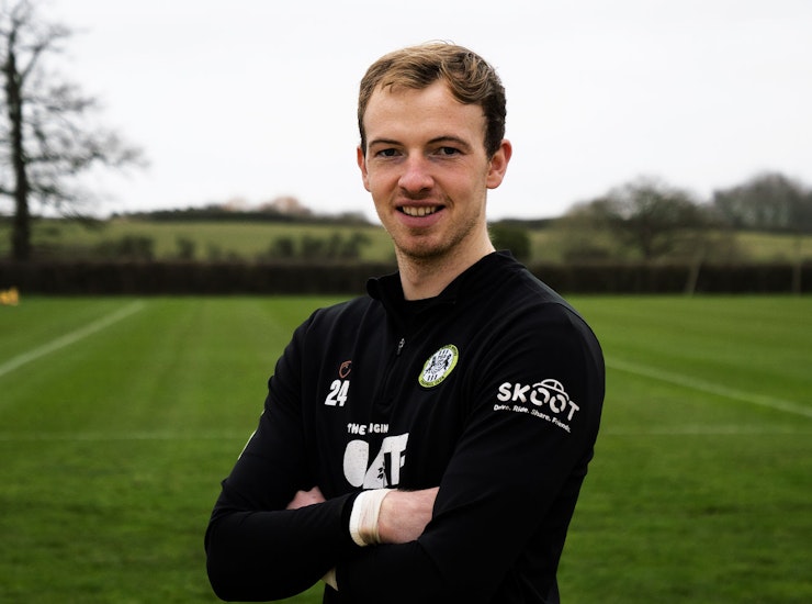 Thomas extends Rovers stay