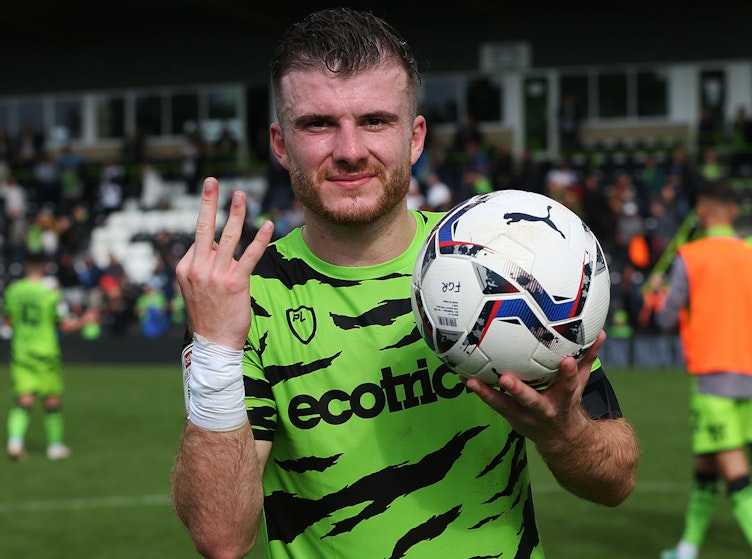 Cadden hat-trick as Rovers beat Crawley