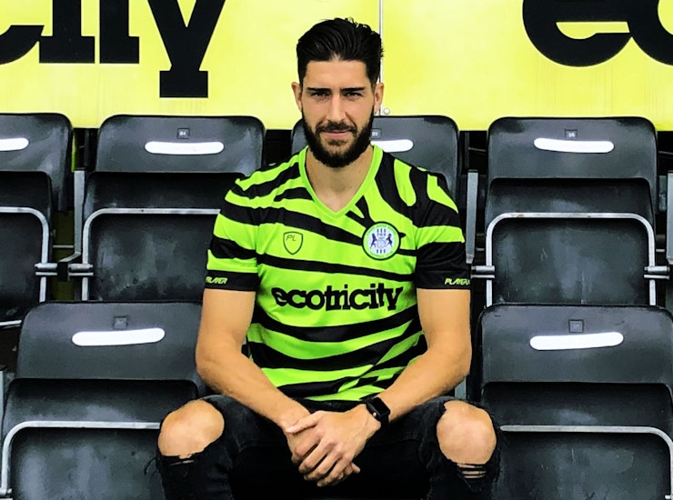 Dan Sweeney signs with Forest Green Rovers