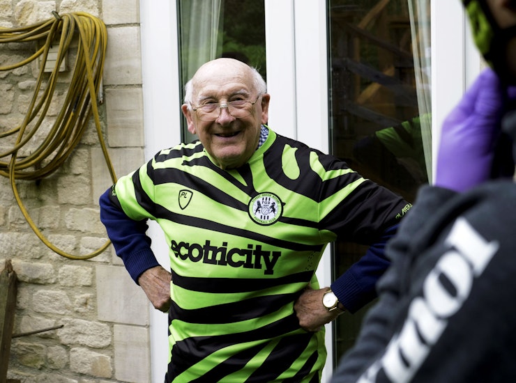 Kane Wilson visits local resident Bernard