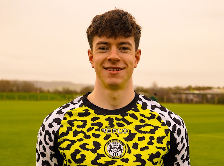 Kircough Signs for Rovers