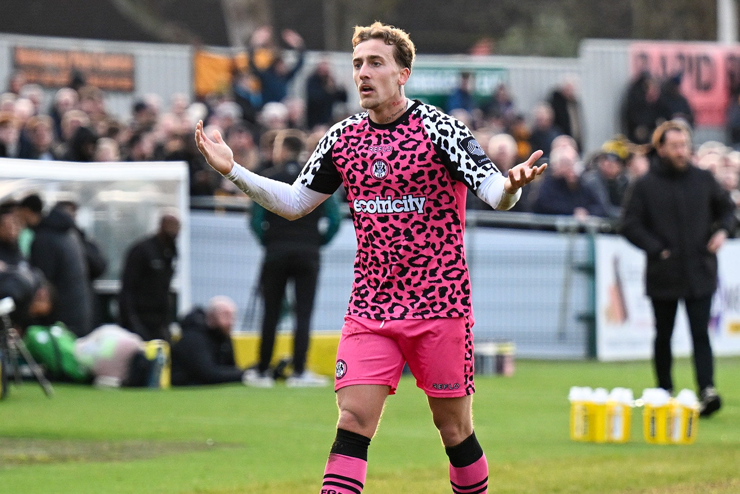 Ricardo Rees against Sutton