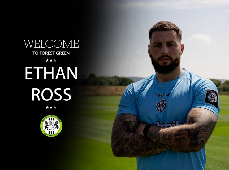 Ross signs for Rovers