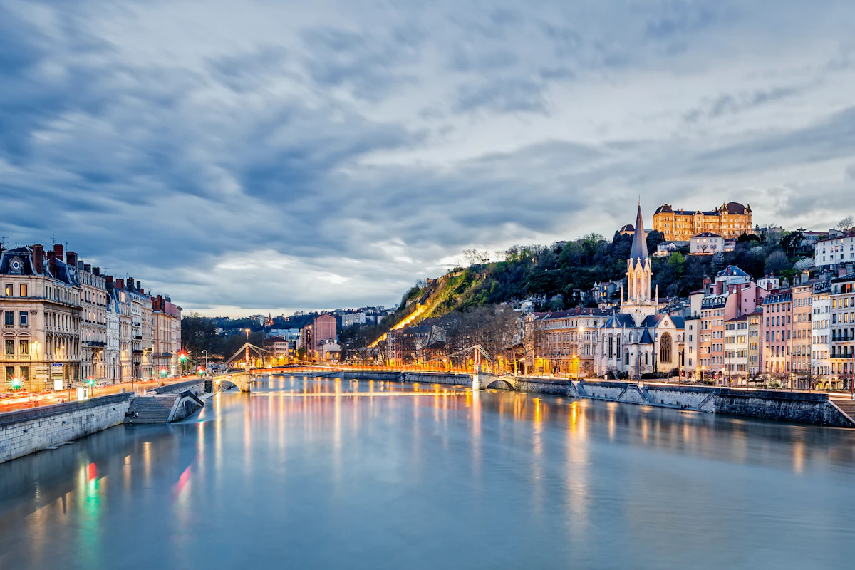 lyon de nuit
