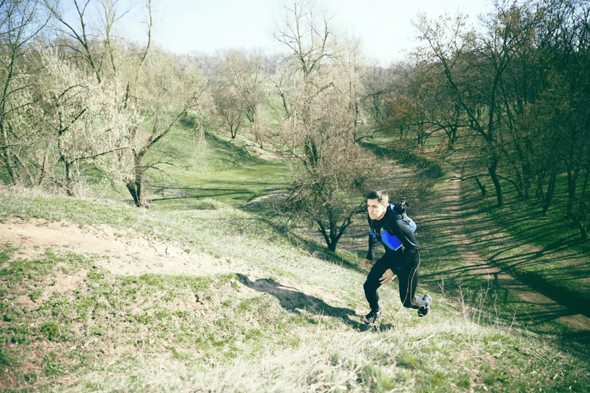 En plus de leurs (très) longues distances, les ultras cumulent aussi du dénivelé positif.