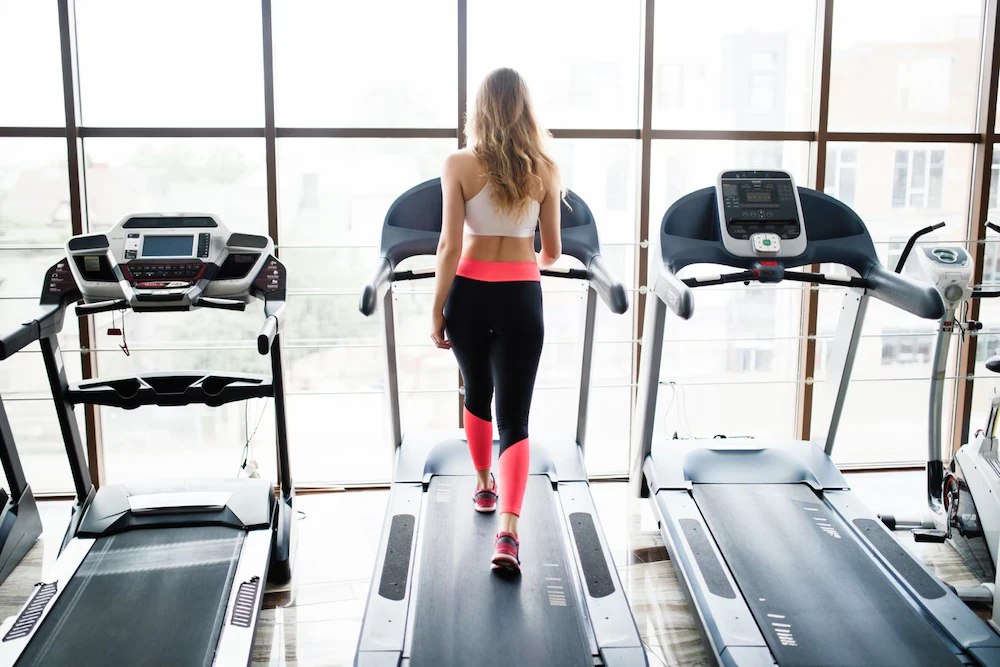 courir sur tapis ou dehors