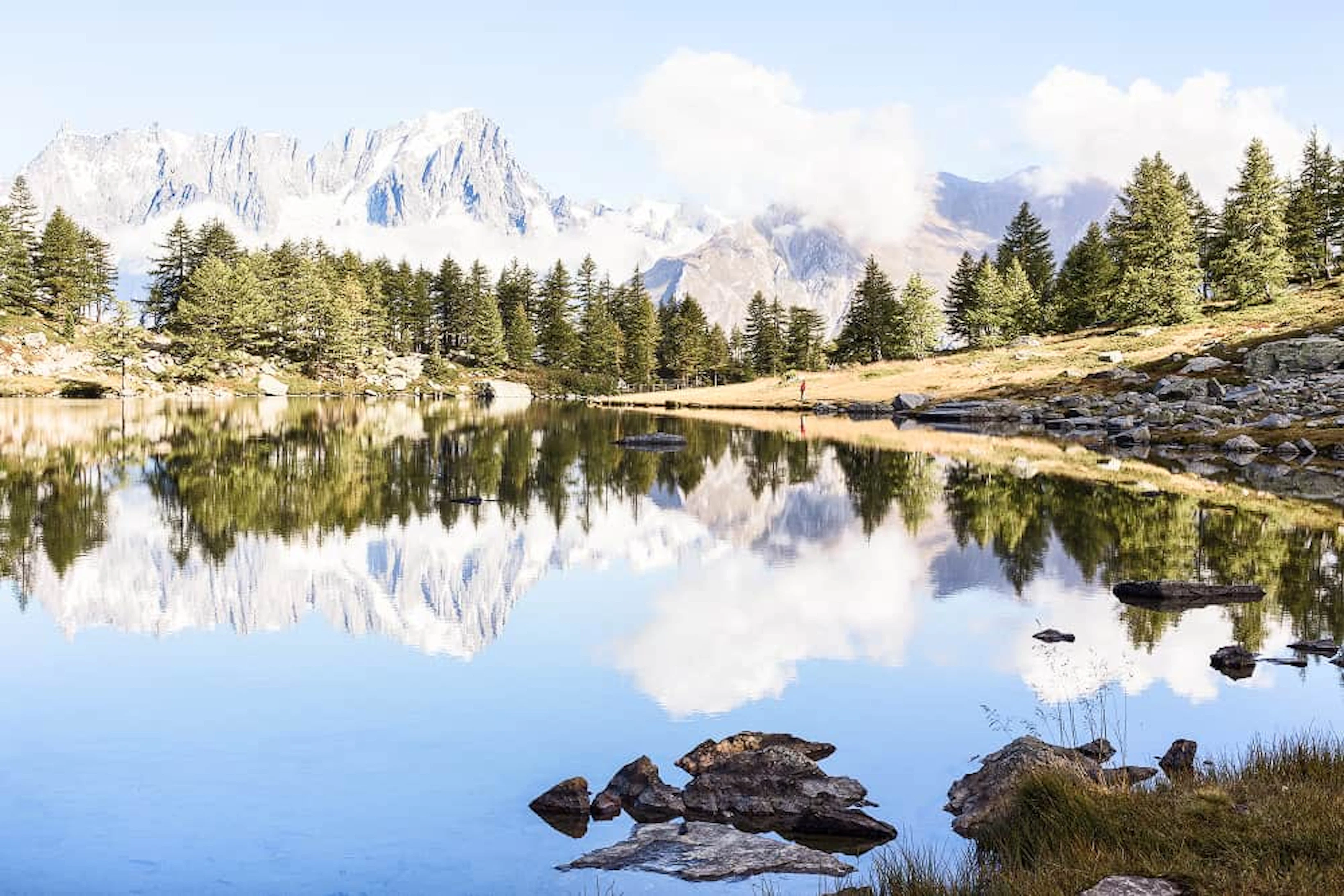 reflection mountain beautiful lake 1