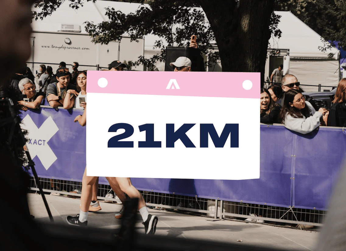 Dossard avec la mention 21 km (semi-marathon)
