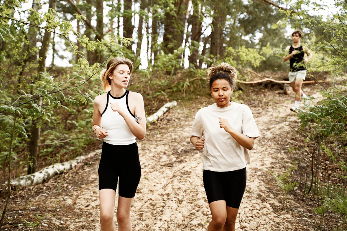 technique pour bien descendre en trail