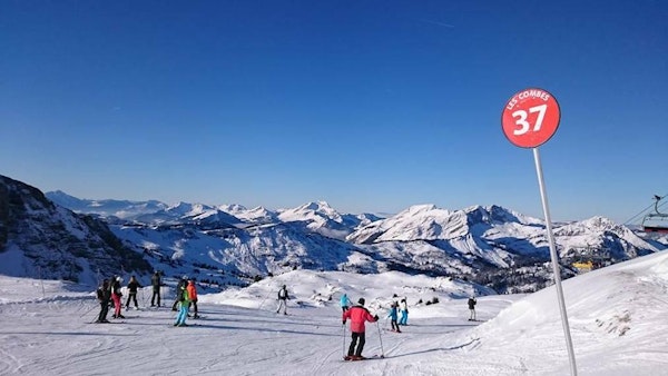 Morzine ski resort – ski slopes and ski lifts