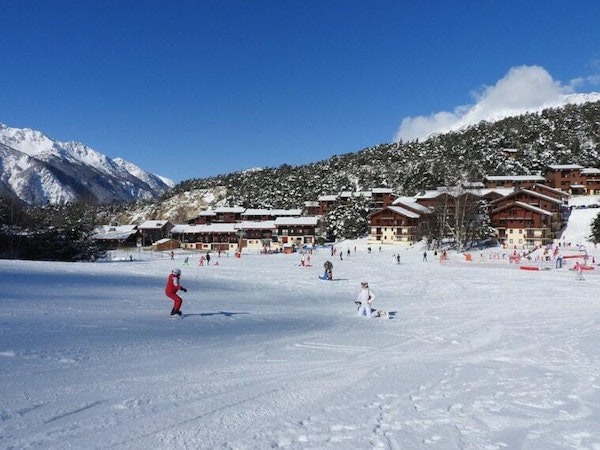 La Norma ski resort – ski slopes and ski lifts