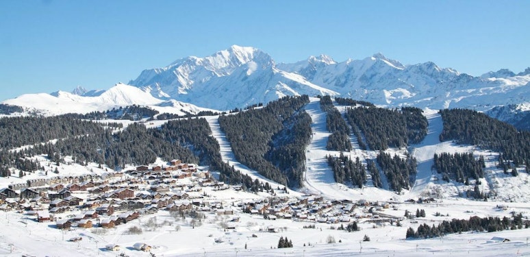 Les Saisies ski resort – ski slopes and ski lifts
