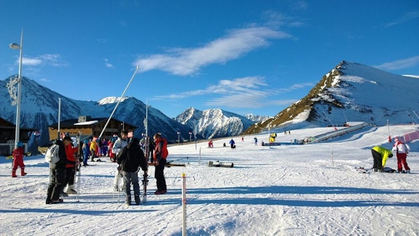 Saint-Lary-Soulan ski resort – ski slopes and ski lifts