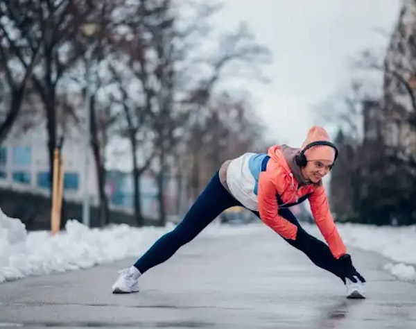 Women s winter sports training Woman training for winter sports — ski preparation