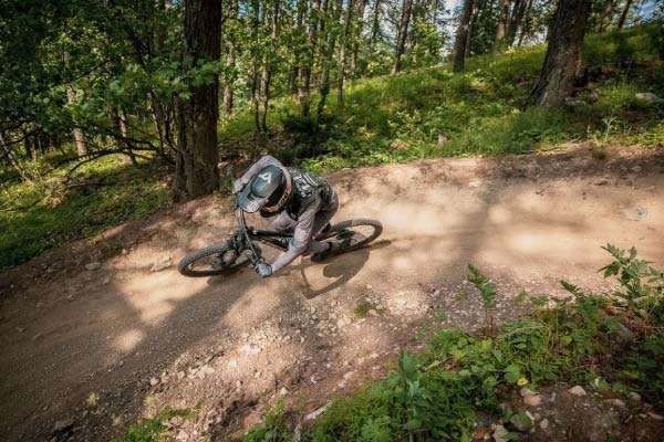 Serre Chevalier bike park Hautes-Alpes — downhill MTB in summer