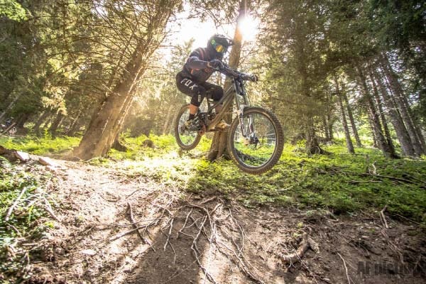 Les 7 Laux bike park summer Les 7 Laux bike park Isere — downhill MTB in summer