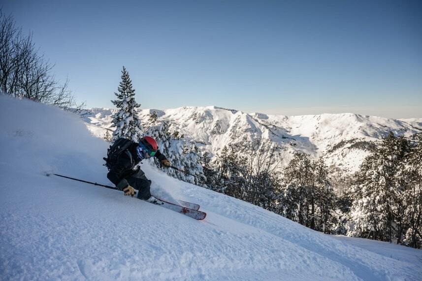 Remontees mecaniques et pistes d Ax 3 Domaines en Ariege — reduction Passe Montagne