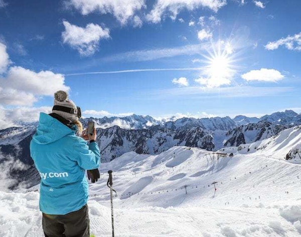 Cauterets ski area Cauterets ski area in Hautes-Pyrenees — renowned Pyrenean resort