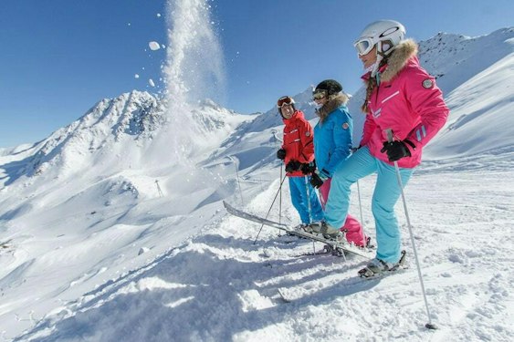 Skieur sur une piste d’Orelle Val Thorens en Savoie
