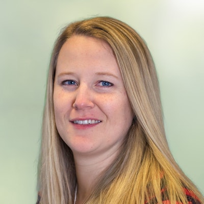 Portrait: Annika Hitz, Aussendienst