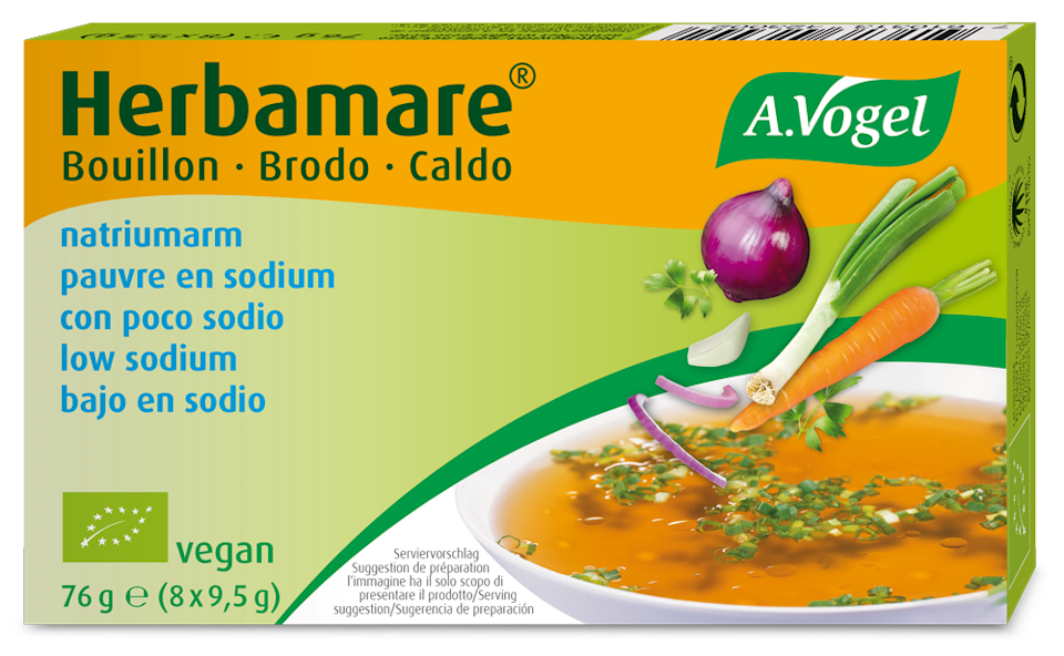 Produktaufnahme von "A.Vogel Herbamare ® Bouillon natriumarm". Natriumarmes, rein pflanzliches Suppenkonzentrat für klare Suppen und als Saucengrundlage. Für eine natriumarme Diät geeignet.