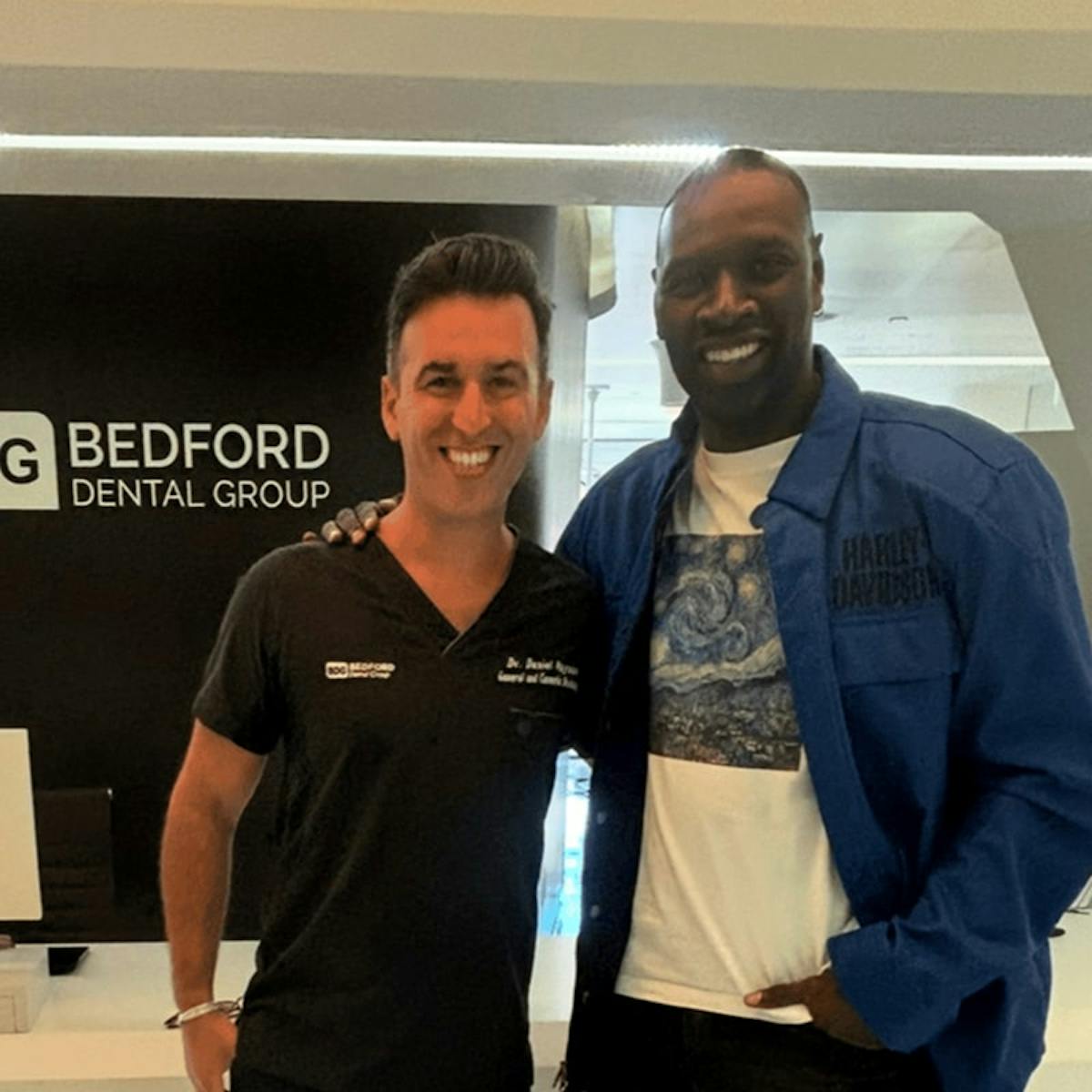 Celebrity Smile Before & After Gallery - Patient 360399 - Image 1