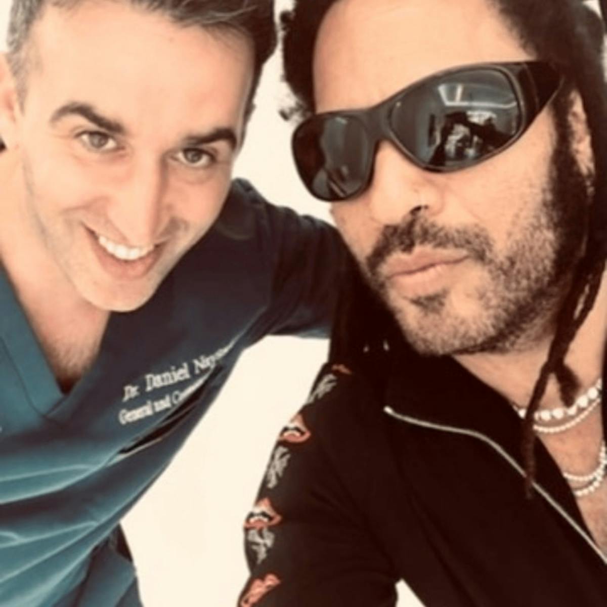 Celebrity Smile Before & After Gallery - Patient 277071 - Image 1