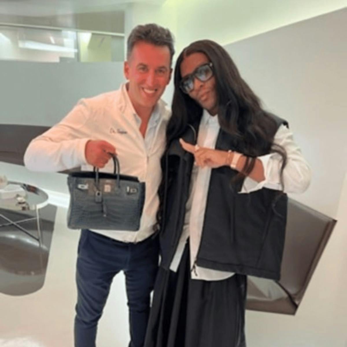 Celebrity Smile Before & After Gallery - Patient 313535 - Image 1