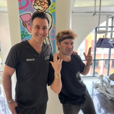 Celebrity Smile Before & After Gallery - Patient 365756 - Image 1