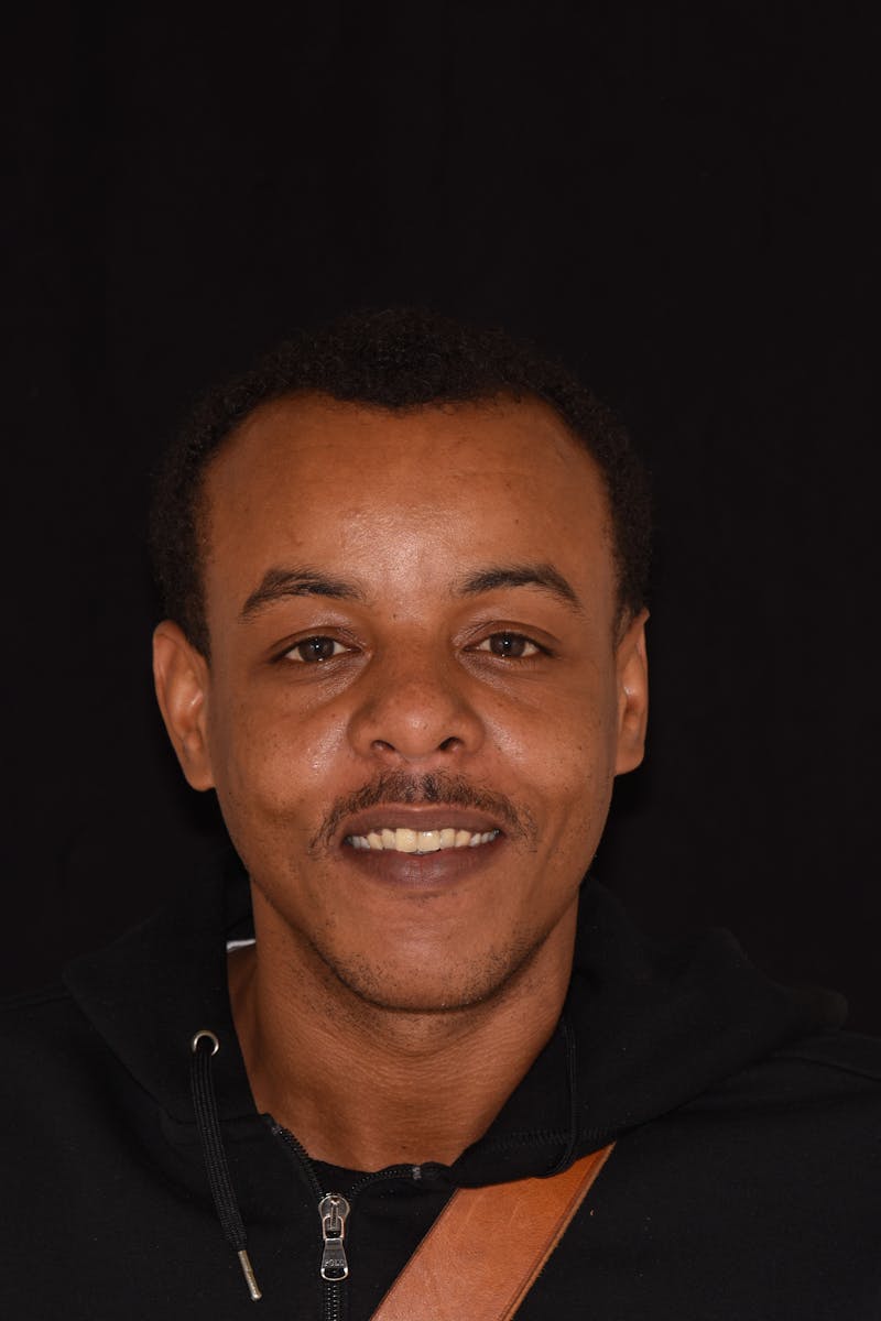 Patient Smile Before & After Gallery - Patient 115591 - Image 1