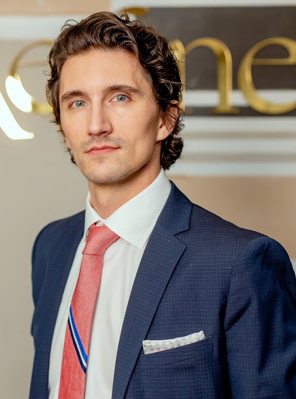 Dr. Lucas Bryant, plastic surgeon in Nashville