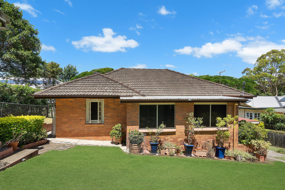 38 Bailey Avenue, Tarragindi - Image 1