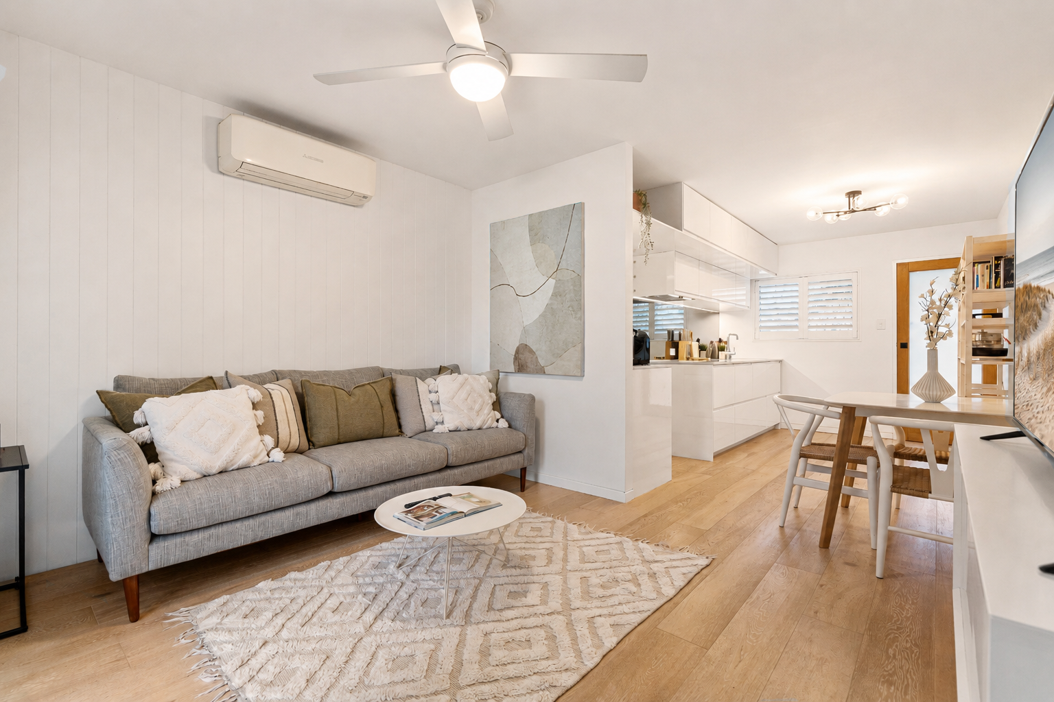 5/27 Agnes Street, Wynnum - Image 1