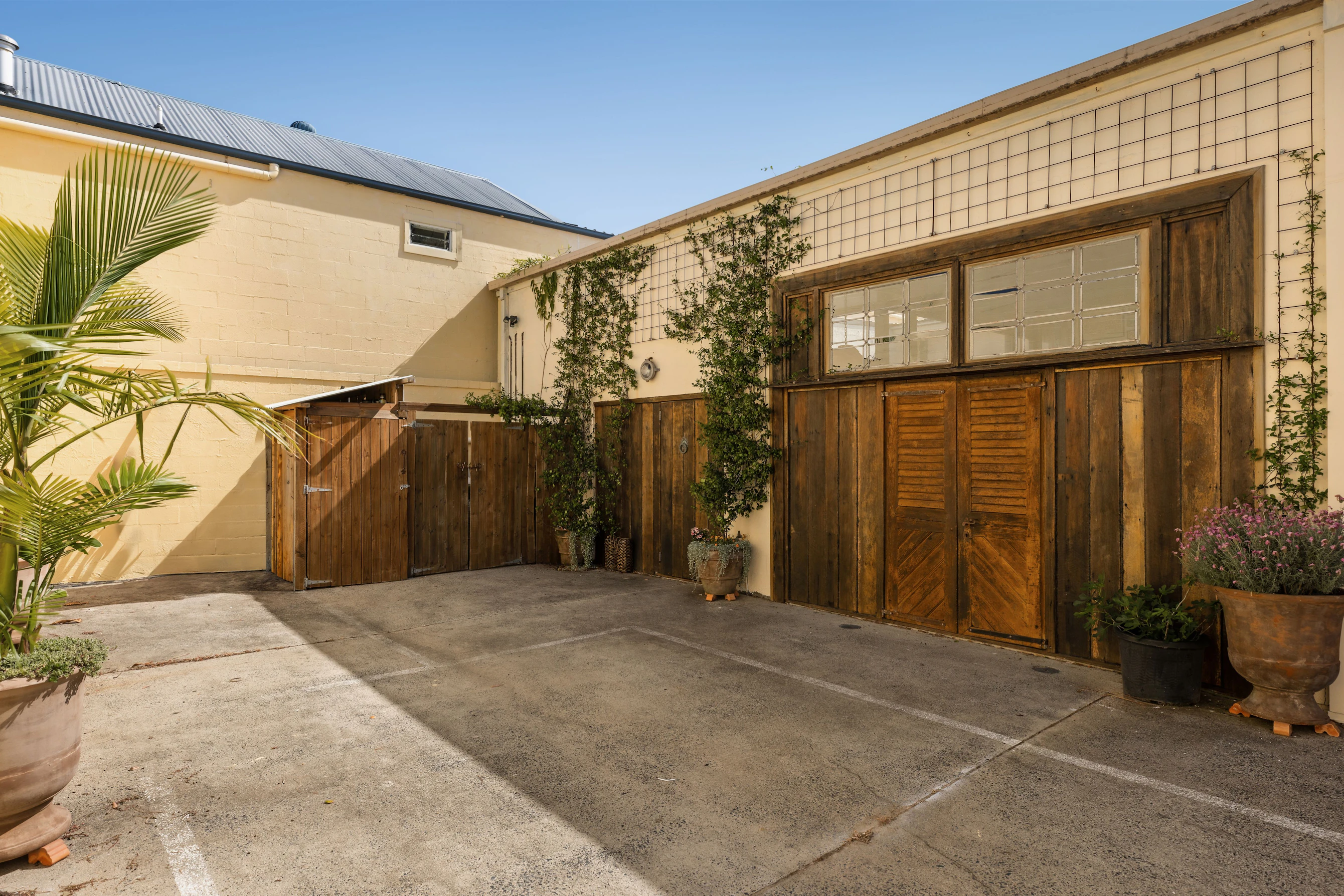 garage