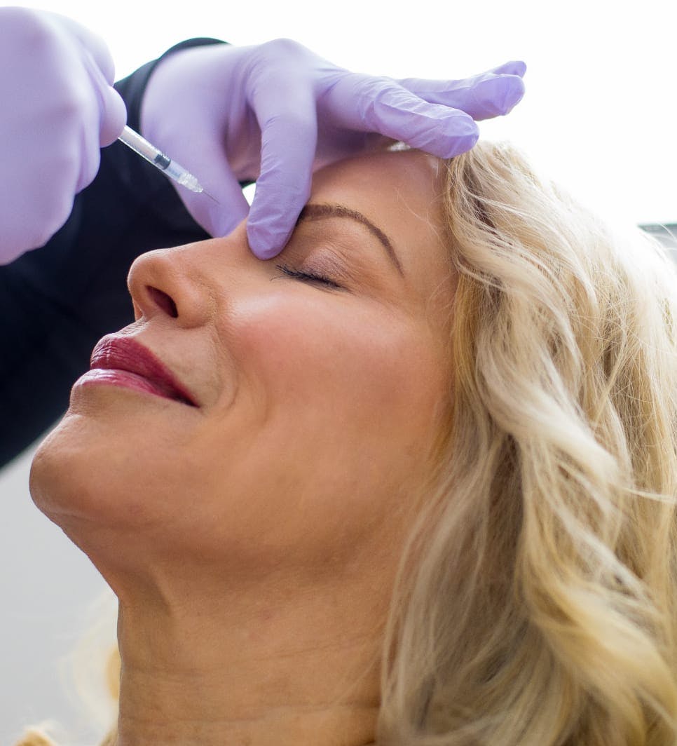 Patient receiving cosmetic injectable at Eleve Medspa