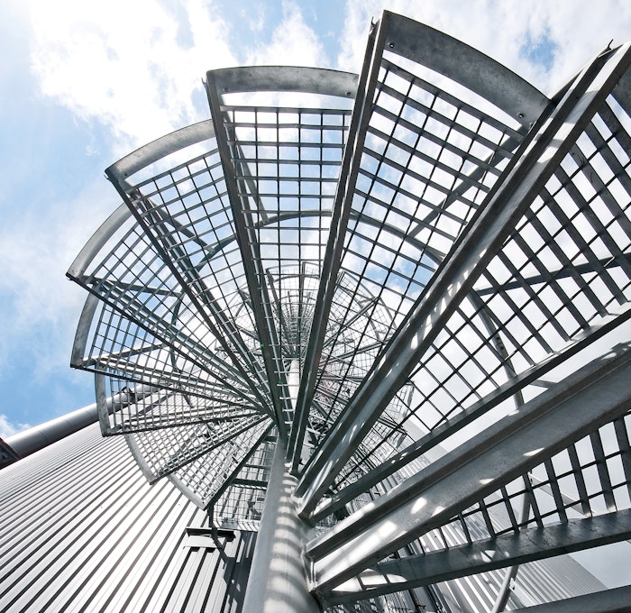 Hot-dip galvanized outdoor spiral staircase with grating steps