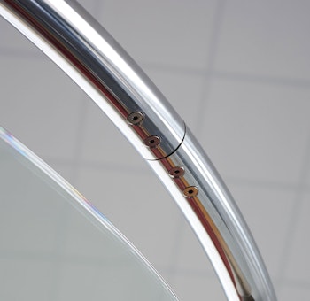 Detaljbild dolda skarvar spiraltrappa exklusiv Detaljbild dolda skarvar spiraltrappa exklusiv