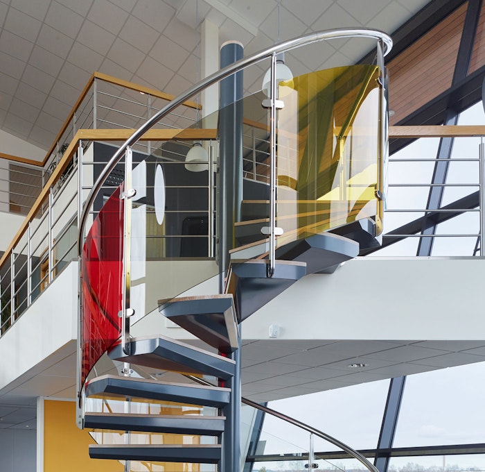 Spiral staircase exclusive with glass railing