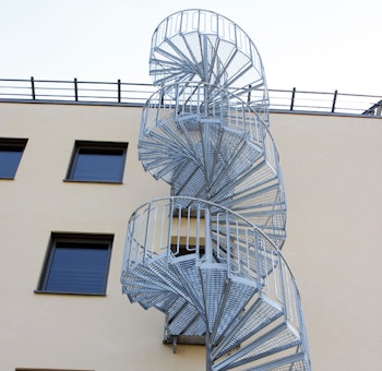 Spiral staircase with childsafe railing